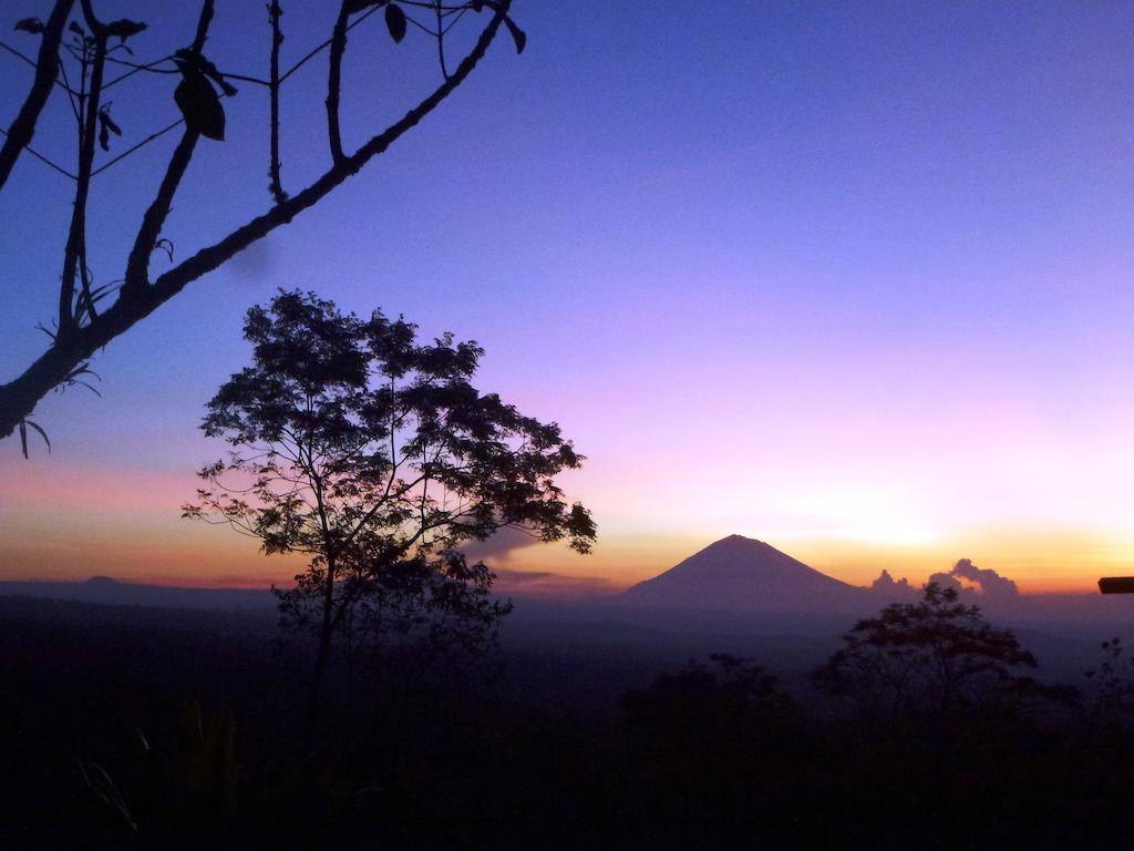Sang Giri Mountain Tent Resort By Ahm Jatiluwih Buitenkant foto